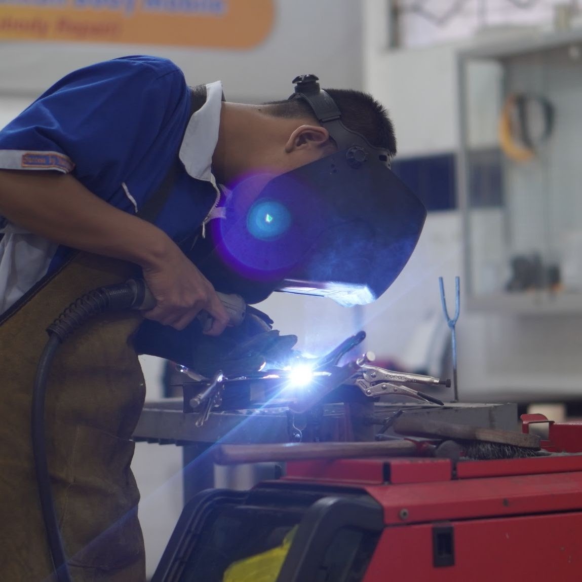 Teknik Body Otomotif